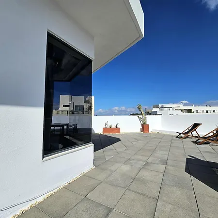 Malta Unique Penthouse Spacious Terrace-sleeps 8 아파트 Mgarr