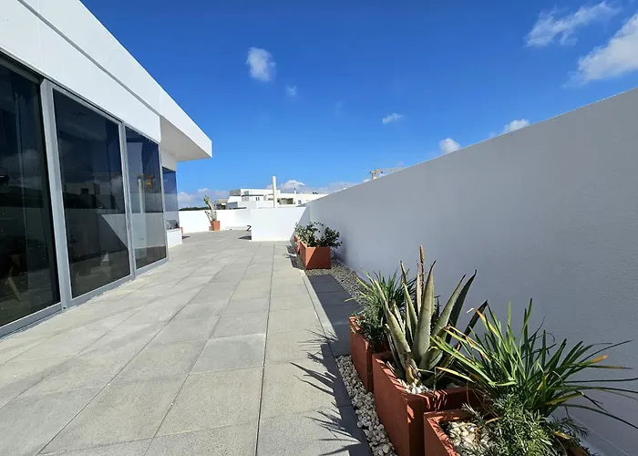 Malta Unique Penthouse Spacious Terrace-sleeps 8 아파트 *